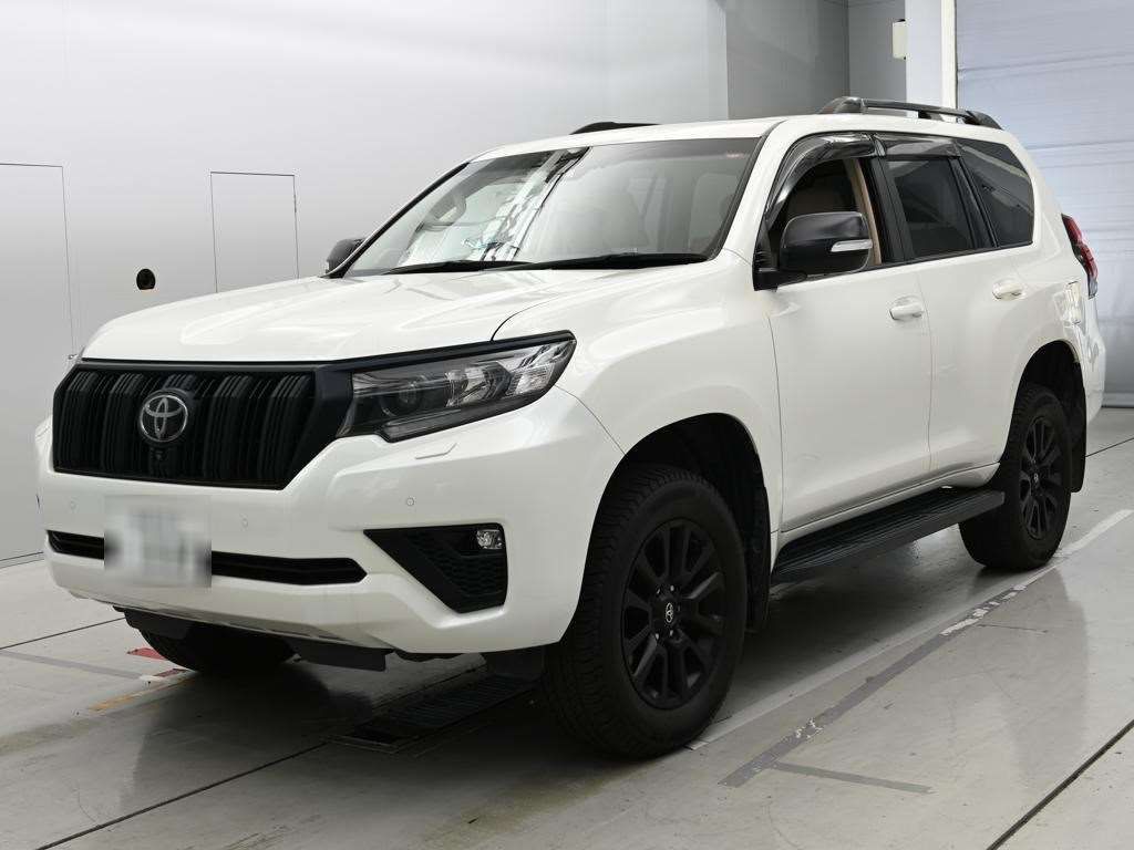 Japan Auction Vehicles 14 2022 Toyota Land Cruiser Prado TXLパッケージマットブラ 4WD auction photo