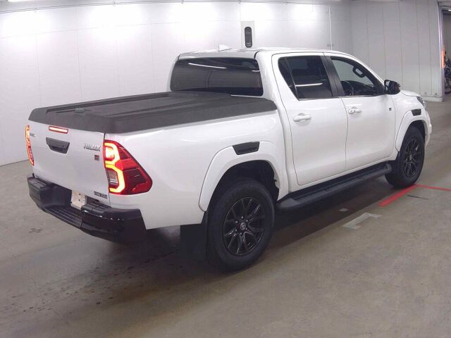 2023 Toyota Hilux Z GR Sport 4WD auction photo 5