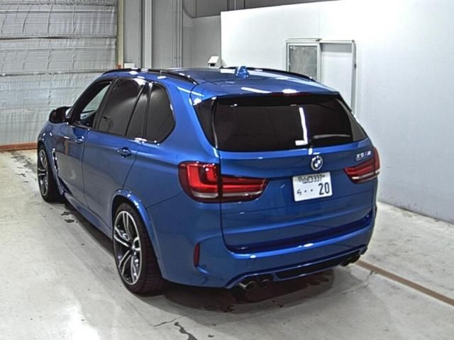 2017 BMW X5 M base auction photo 2