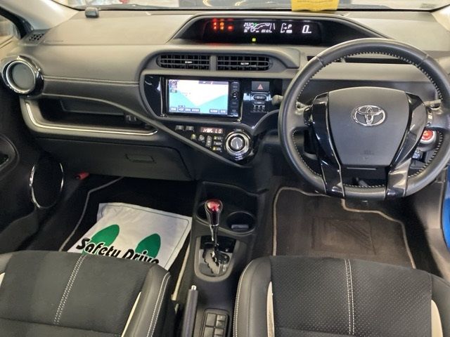 2015 Toyota Aqua G ジーズ auction photo 5