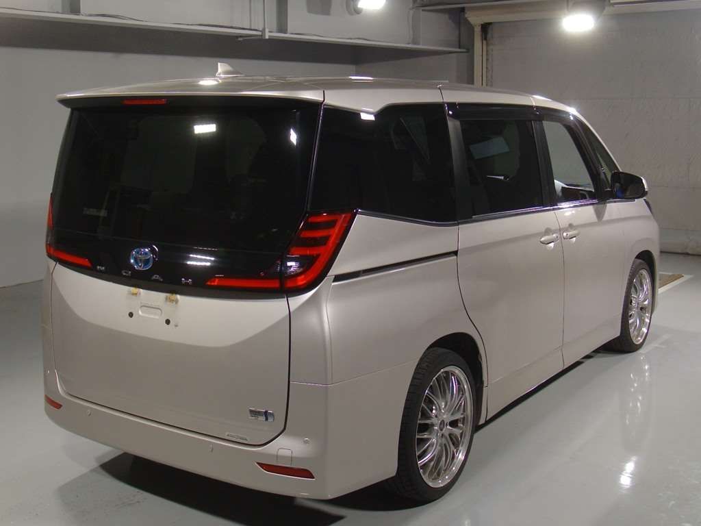 2022 Toyota Noah ハイブリッドZ auction photo 2