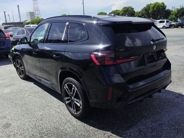 2026 BMW X1 XDRIV20D M Sport 4WD auction photo 2
