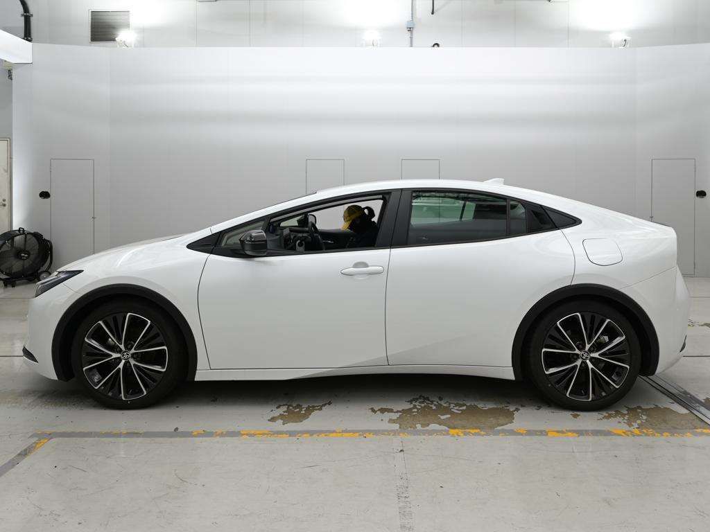 2025 Toyota Prius G auction photo 4
