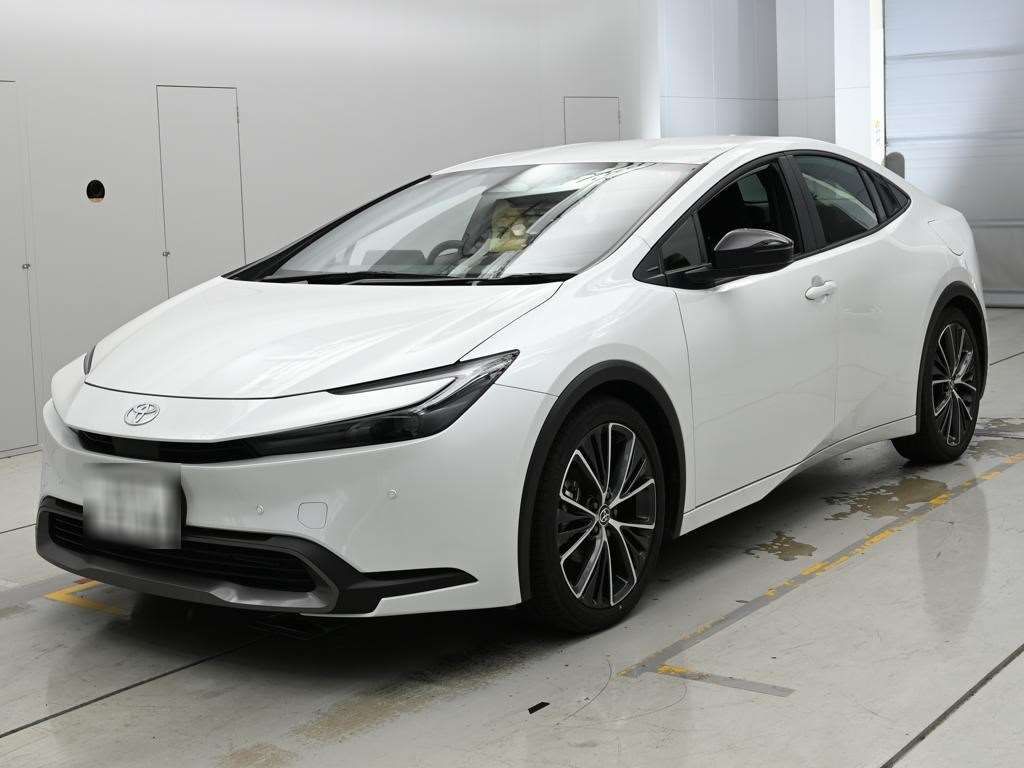 2025 Toyota Prius G Japan auction vehicle
