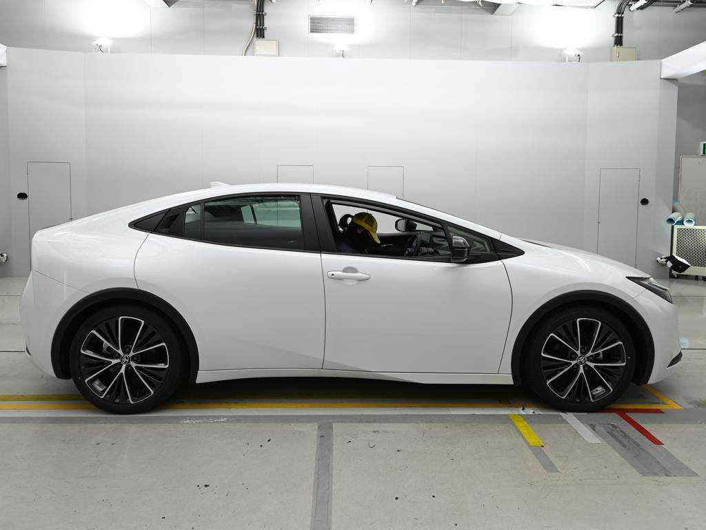 2025 Toyota Prius G auction photo 3