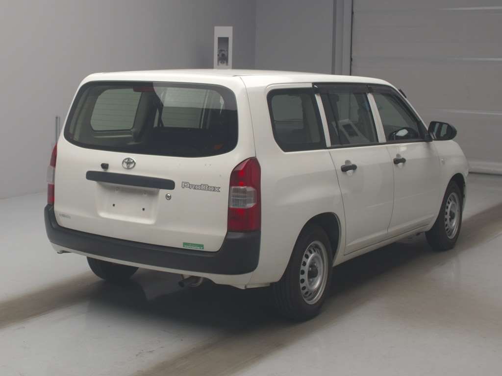 2021 Toyota Probox DX Comfort auction photo 2
