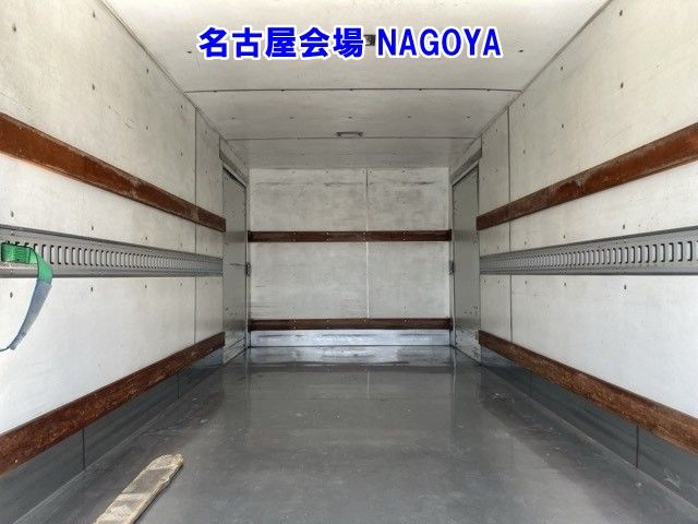 2015 Hino Dutro Aluminum Van PG auction photo 21