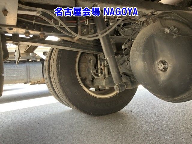 2015 Hino Dutro Aluminum Van PG auction photo 10