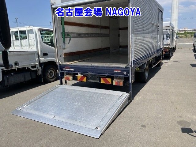 2015 Hino Dutro Aluminum Van PG auction photo 22