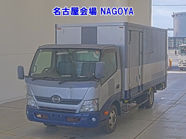 2015 Hino Dutro Aluminum Van PG Japan auction vehicle