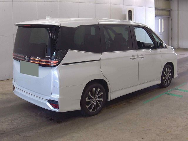 2026 Toyota Voxy S-Z auction photo 5