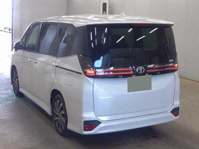 2026 Toyota Voxy S-Z auction photo 2