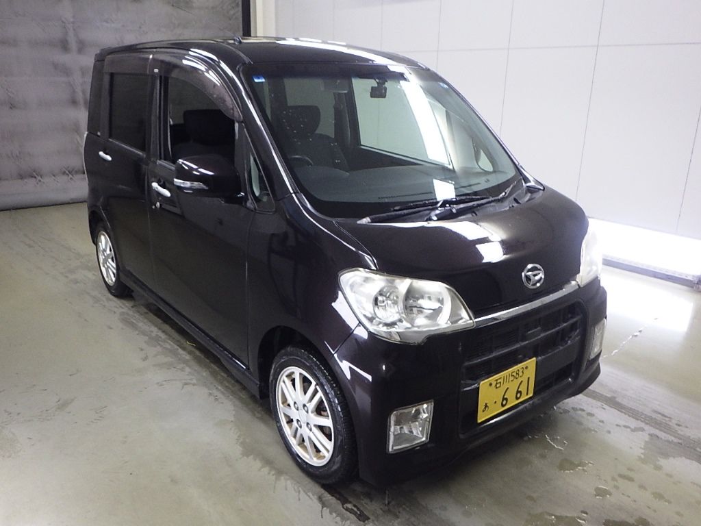 2010 Daihatsu 4WD S Japan auction vehicle