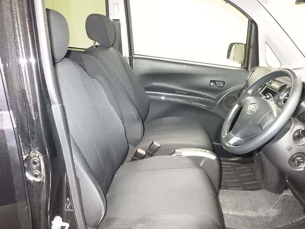 2010 Daihatsu タントエグゼ 4WD カスタムS auction photo 6