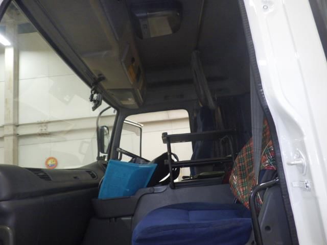2008 Isuzu トラクター auction photo 8