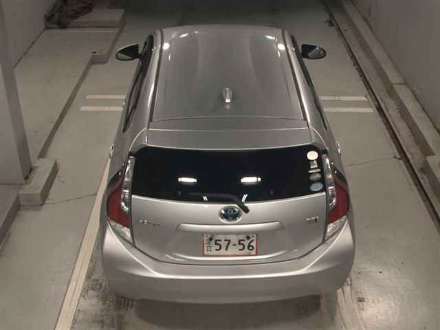 2015 Toyota Aqua S auction photo 7