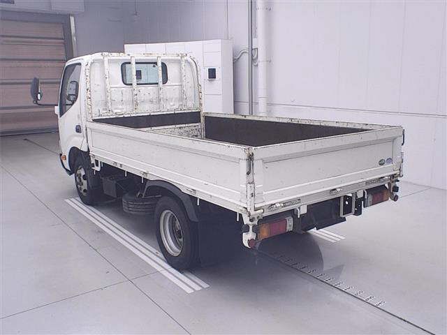 2019 Toyota Dyna 2-ton Full Just Low PCS D-T auction photo 2