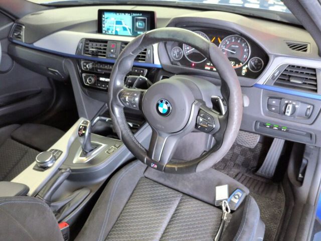 2017 BMW 3 Series 320i M Sport auction photo 3