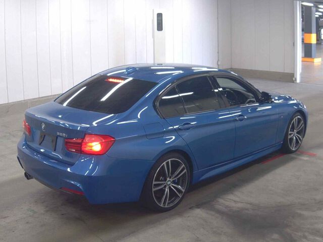 2017 BMW 3 Series 320i M Sport auction photo 5
