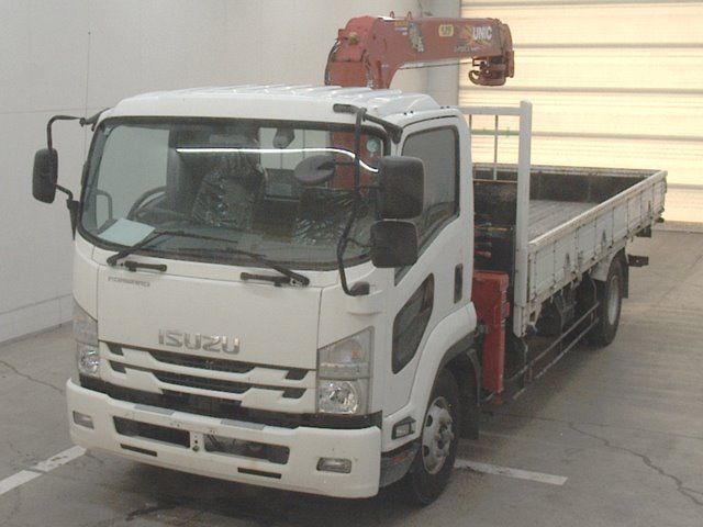 2019 Isuzu Forward クレーン付 Japan auction vehicle