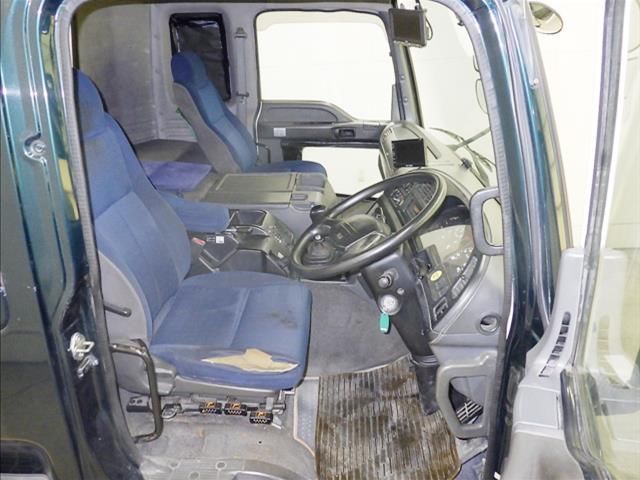 2015 Isuzu tractor auction photo 5