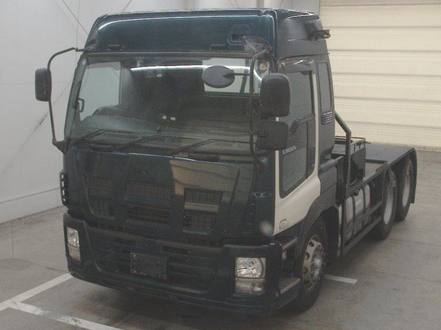 2015 Isuzu tractor Japan auction vehicle