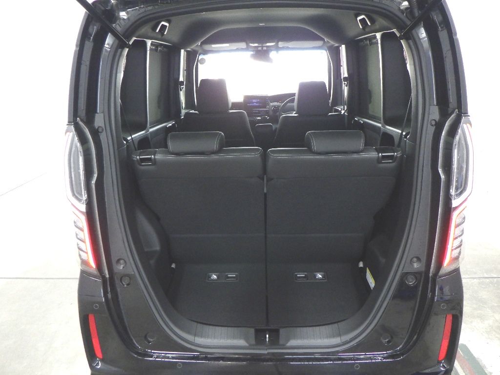 2021 Honda N-BOX カスタムLターボ auction photo 15