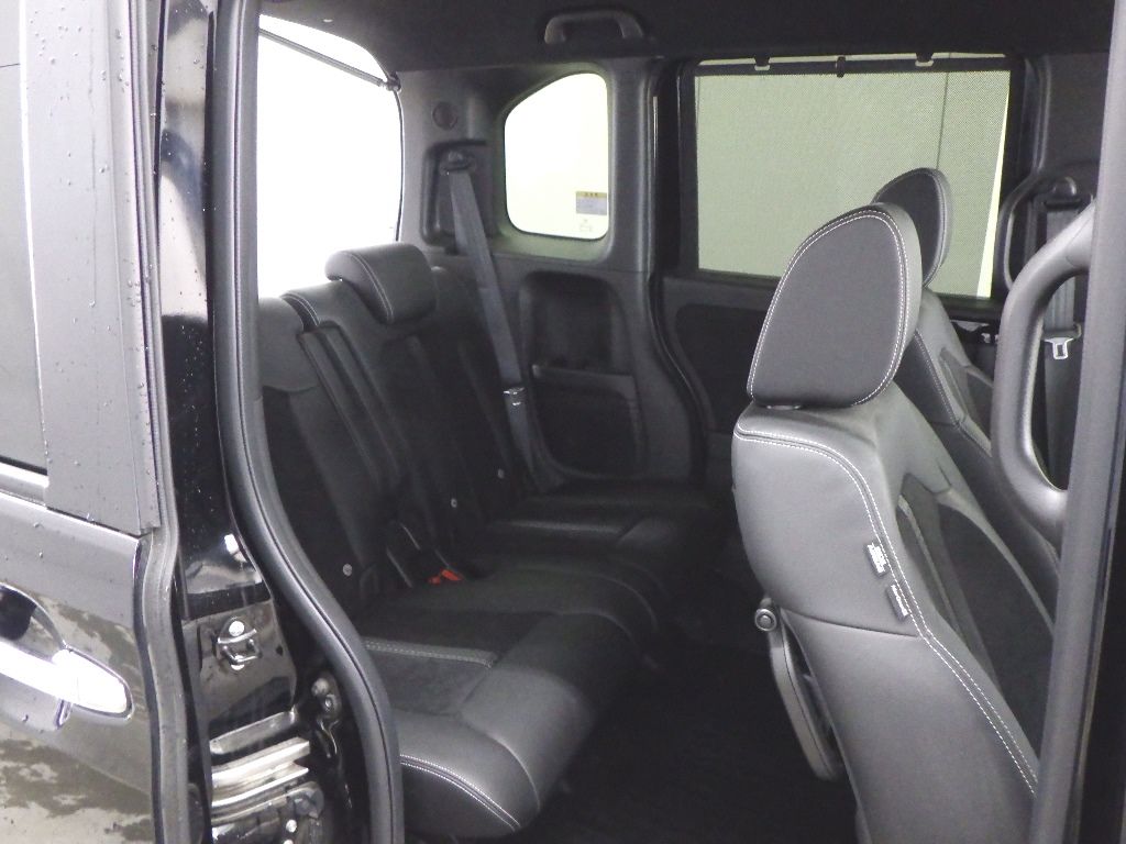 2021 Honda N-BOX カスタムLターボ auction photo 7