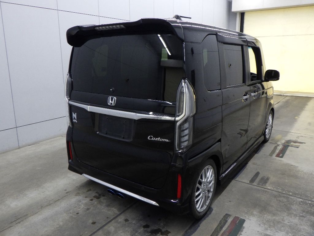 2021 Honda N-BOX カスタムLターボ auction photo 2