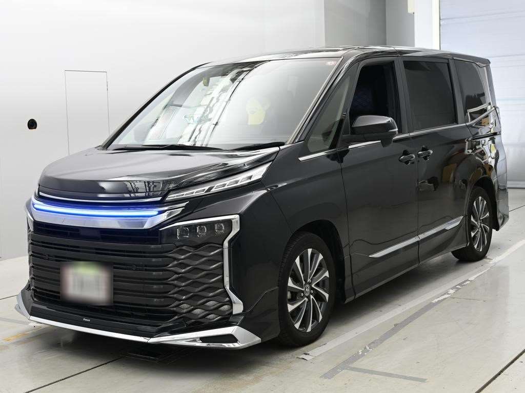 Japan Auction Vehicles 14 2023 Toyota Voxy S-Z auction photo