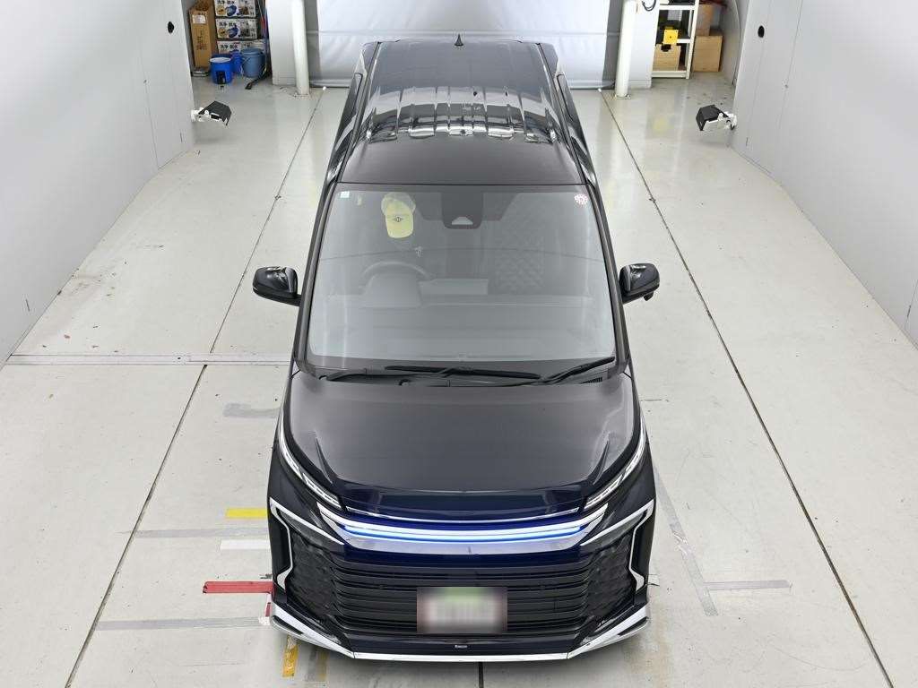 2023 Toyota Voxy S-Z auction photo 7