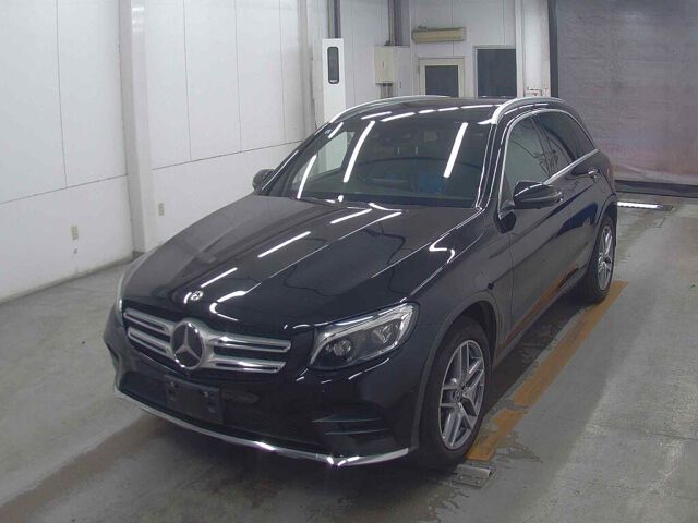 2017 Mercedes-Benz GLC GLC250 4M Sport 4WD auction photo 4