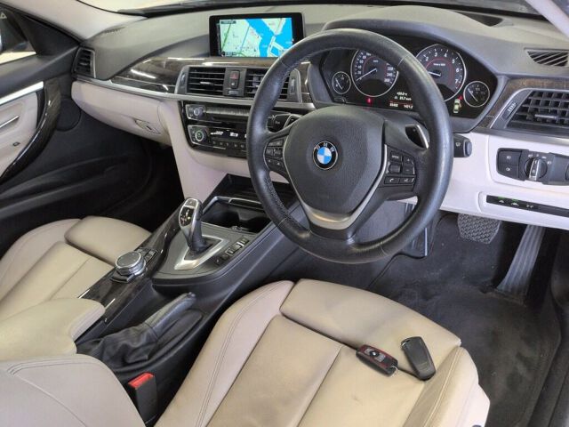 2015 BMW 3 Series 320I auction photo 3