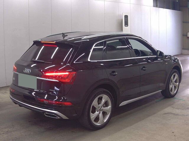 2022 Audi Q5 40 TDI Quattro S Line 4WD auction photo 5
