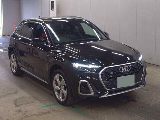 2022 Audi Q5 40 TDI Quattro S Line 4WD Japan auction vehicle
