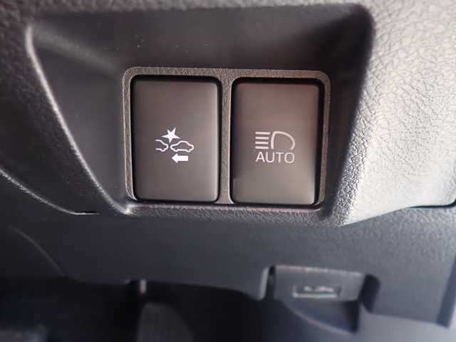 2021 Toyota Premio 1.5F auction photo 10