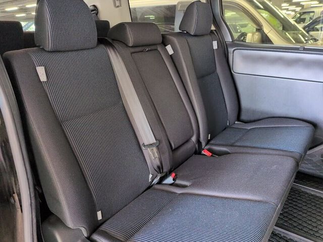 2019 Toyota Noah X auction photo 6