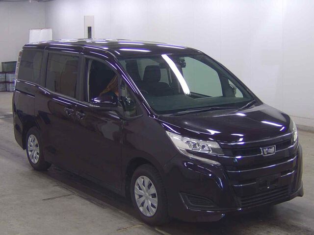 2019 Toyota Noah X Japan auction vehicle