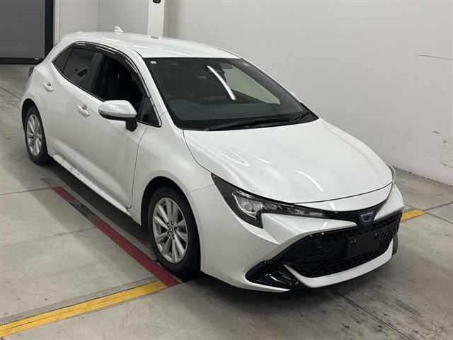 2023 Toyota Corolla Sport ハイブリッドG Japan auction vehicle