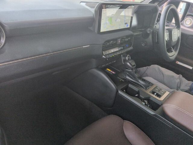 2024 Toyota Land Cruiser 250 ZX First Edition 4WD auction photo 3