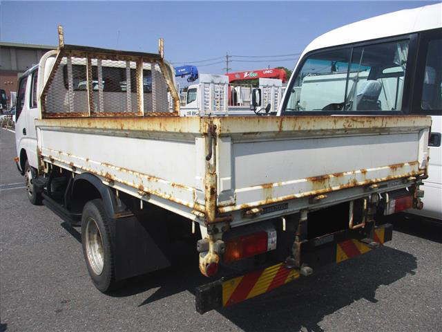2017 Toyota Dyna 4WD 2t Wキャブロング D-TB auction photo 2