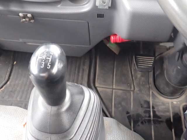 2011 Isuzu Elf 1.3t Panel Van 4WD auction photo 10