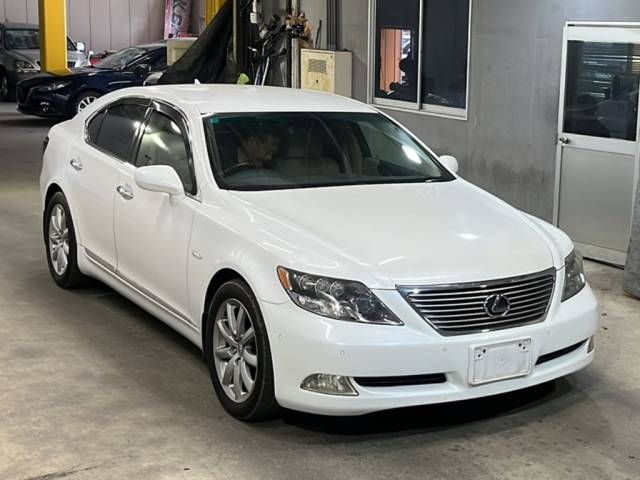 2006 Lexus LS LS460 I Package auction photo 4