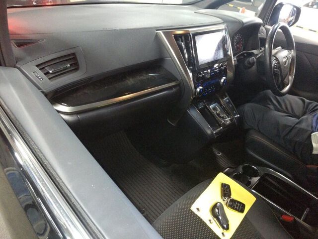 2022 Toyota Alphard 2.5Sタイプゴルト2 auction photo 3