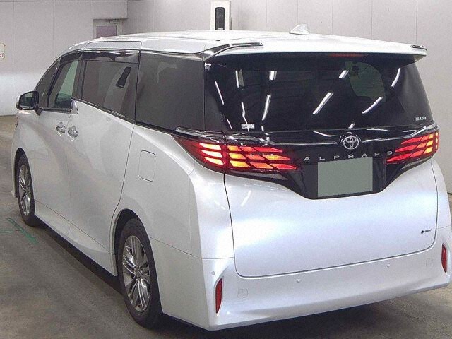 2024 Toyota Alphard Z auction photo 2