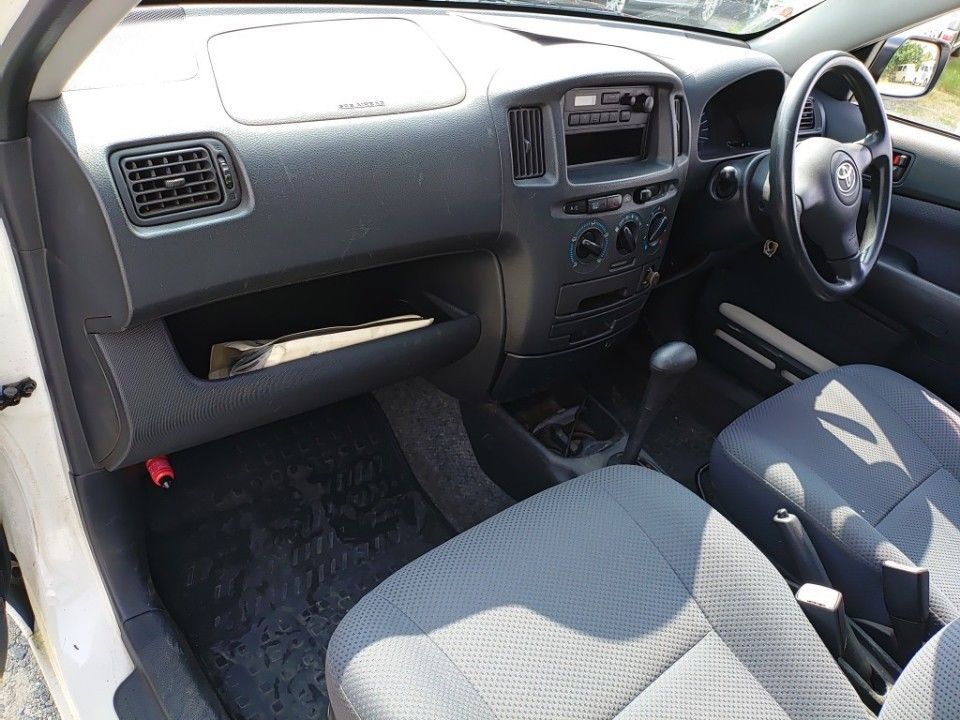 2006 Toyota Probox auction photo 16
