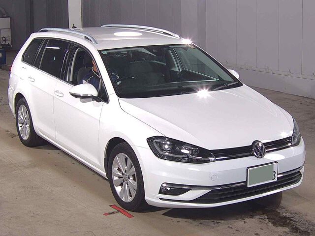 Japan Auction Vehicles 8 2017 Volkswagen ゴルフヴァリアント TSIコンフォートライン auction photo
