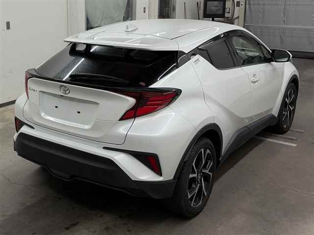 2023 Toyota C-HR G-T auction photo 5