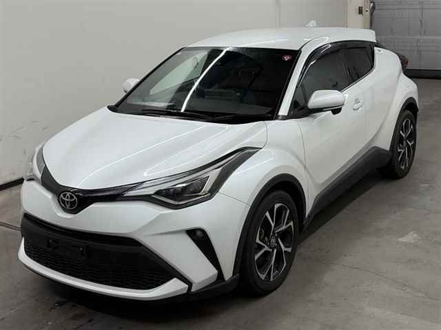 2023 Toyota C-HR G-T auction photo 4