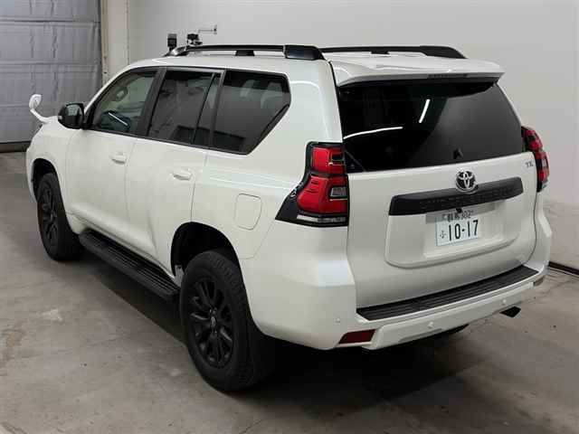 2023 Toyota Land Cruiser Prado TX Lパッケージマットブラックエ auction photo 2